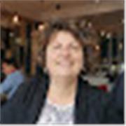 Je souhaiterais donner des cours de perfectionnement à des élèves de l'école primaire au collège avec principalement en Français, Anglais, Mathématiques et autres matières d'enseignement général. Fonctionnaire administrative en disponibilité, je suis pati